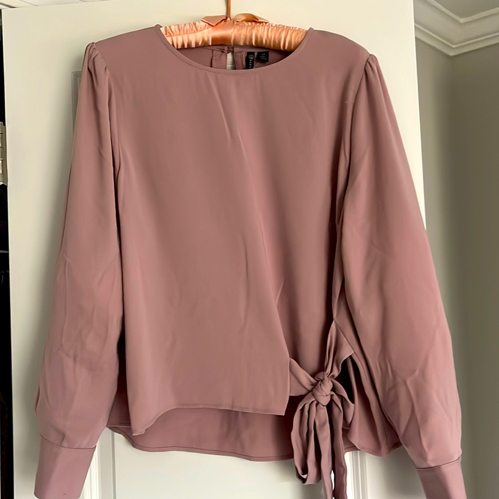 Versona Blouse